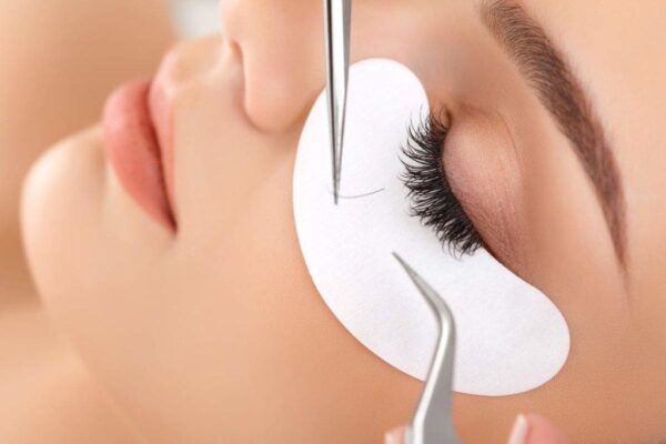 lashes service [object object] Why Choose Sassy Nails? lashes service 600x400